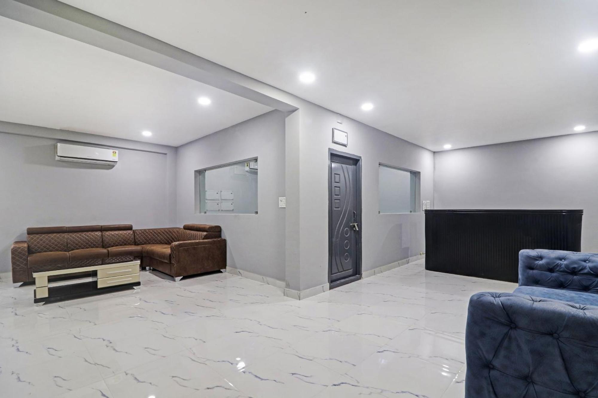 Townhouse Che Sigma Hotel Hyderabad Exterior photo